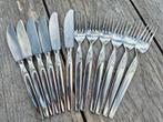 Sola bestek 12-delig, Huis en Inrichting, Keuken | Bestek, Ophalen of Verzenden, Zo goed als nieuw, Rvs of Chroom, Vaatwasserbestendig