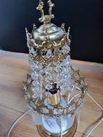 Tafellamp
Even aantikken en lamp gaat branden. 3 standen, Ophalen, Zo goed als nieuw