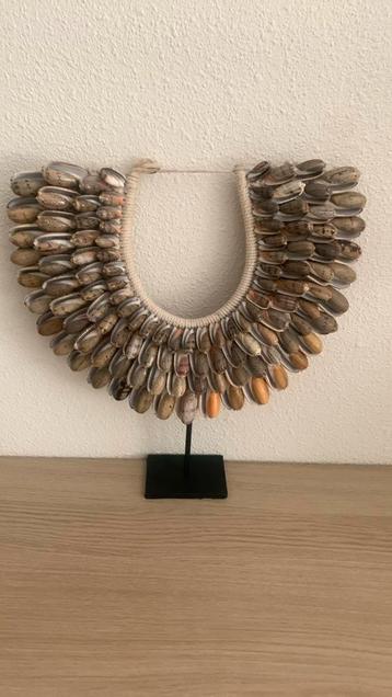 *SCHELPENKETTING BALI /INDONESIË* beschikbaar voor biedingen