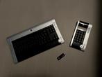 Logitech draadloze toetsenbord met losse numpad, Logitech toetsenbord, Gebruikt, Ophalen of Verzenden, Multimediatoetsen
