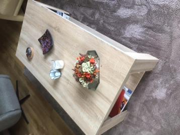 salontafel beschikbaar voor biedingen