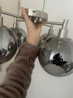 2 stuks Moderne plafondlamp met vier glazen bollen, Ophalen of Verzenden, Zo goed als nieuw, Glas, Minder dan 50 cm