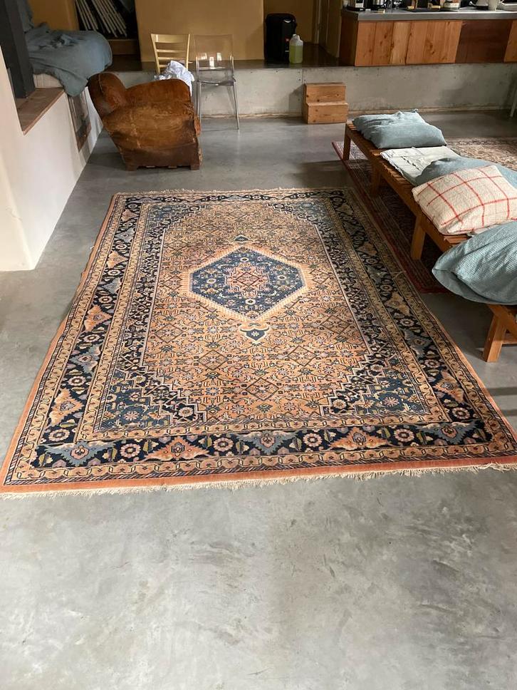 Perzisch Tapijt - met een knip erin., Huis en Inrichting, Stoffering | Tapijten en Kleden, Gebruikt, 150 tot 200 cm, 200 cm of meer