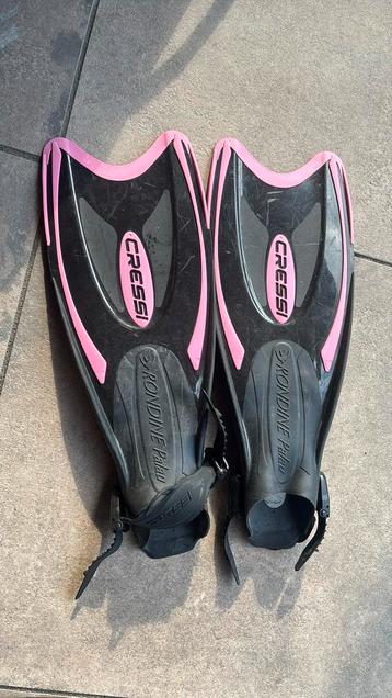 Cressi Flippers beschikbaar voor biedingen