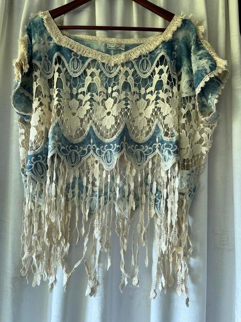 Superleuk Jeans Top met Kant 1 Maat, Kleding | Dames, Tops, Zo goed als nieuw, Maat 38/40 (M), Blauw, Zonder mouw, Ophalen of Verzenden