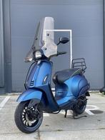 Vesp sprint 2017 full option 45km/h custom, Fietsen en Brommers, Scooters | Vespa, Ophalen, Overige modellen, Maximaal 45 km/u