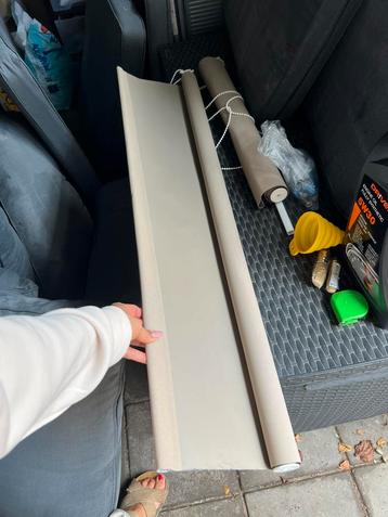 Rolgordijn als nieuw TAUPE beschikbaar voor biedingen