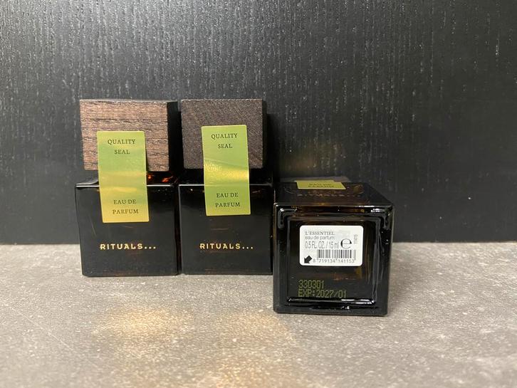 Rituals of L’essentieel parfum 15ml, Sieraden, Tassen en Uiterlijk, Uiterlijk | Parfum, Nieuw, Ophalen of Verzenden