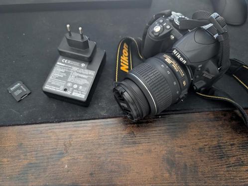 Nikon D3100 met lens DX SWM VR 18-55, Audio, Tv en Foto, Fotocamera's Digitaal, Ophalen of Verzenden