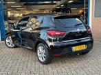 Renault Clio 0.9 TCe Eco2 Limited 2016 NAVI CLIMA CAMERA NAP, Auto's, Voorwielaandrijving, 898 cc, Stof, Origineel Nederlands
