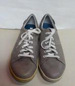 Taupe kleur Durea sneakers 37 1/2 H, Kleding | Dames, Schoenen, Thomas Edisonweg 1, 5151 DH Drunen, Overige kleuren, Ophalen of Verzenden