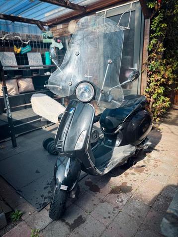 PIAGGIO VESPA PRIMAVERA  beschikbaar voor biedingen