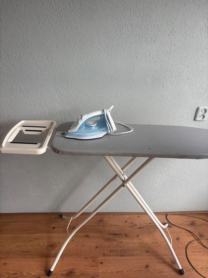 Nieuwe Strijkplank met Stoomstrijkijzer, Witgoed en Apparatuur, Strijkijzers en Strijkplanken, Nieuw, Strijkijzer met snoer, Ophalen
