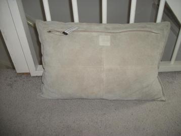 PTMD Cobi taupe suede leather  Kussen  NIEUW beschikbaar voor biedingen