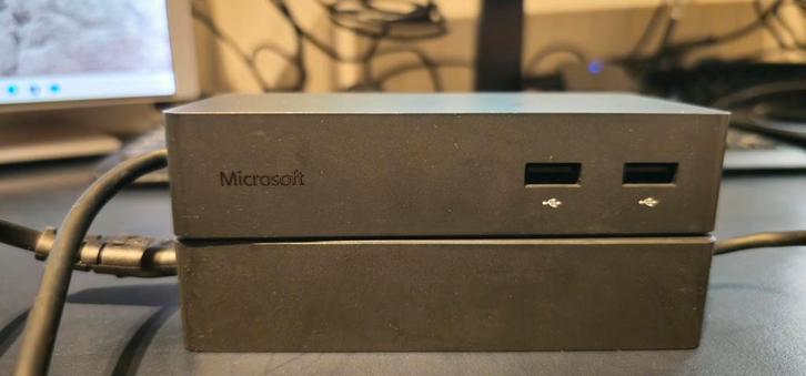Microsoft Docking Station - Zo goed als nieuw!, Computers en Software, Dockingstations, Zo goed als nieuw, Docking station, Laptop