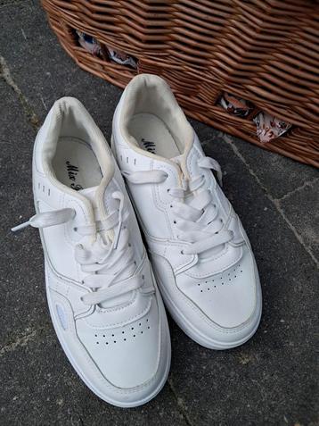 Witte Sneakers - Mix Feel maat 37 wit beschikbaar voor biedingen