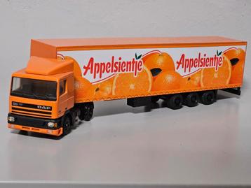 Lion car Daf 95 Appelsientje trailer 1:50