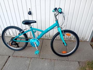 Gepoetste B-twin 20 inch fiets zoekt nieuwe rijder  beschikbaar voor biedingen