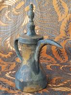 Antieke Oosterse dallah of koffiepot van koper 29 cm., Ophalen of Verzenden, Koper