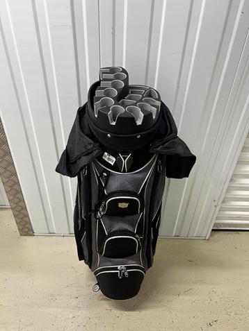 Mooie wilson cartbag met 14 dividers  beschikbaar voor biedingen