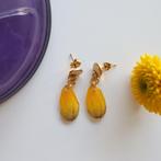 Dahlia bloem oorbellen – rond steek | Geel – paars II, Sieraden, Tassen en Uiterlijk, Oorbellen, Nieuw, Knopjes of Stekers, Overige materialen
