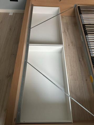 IKEA Bedframe met lattenbodems - afbeelding 4