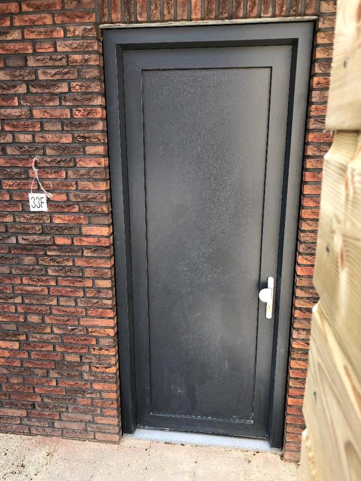 4 stuks kunststof kozijnen + voordeur (per stuk 650,-), Doe-het-zelf en Verbouw, Kozijnen en Schuifpuien, Nieuw, Raamkozijn, Kunststof