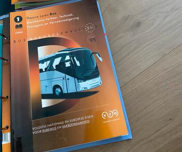 Nieuw theorieboek rijbewijs D bus module 2 beschikbaar voor biedingen