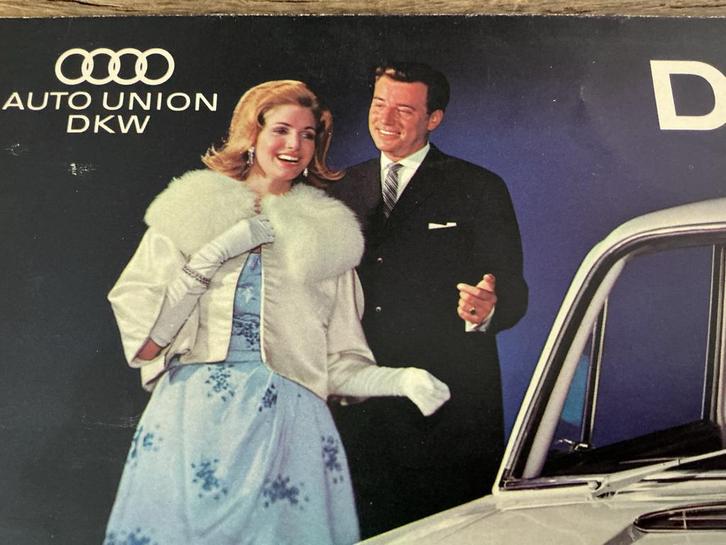 DKW F102 Brochure + Persfoto & Prijsartikel, Boeken, Auto's | Folders en Tijdschriften, Gelezen, Audi, Ophalen of Verzenden