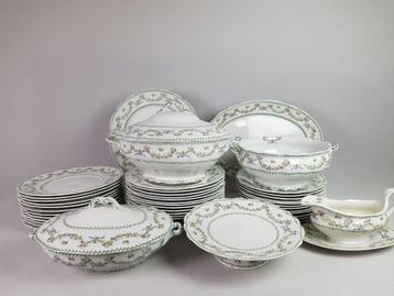 Romantisch Engels Dinerservies roze roosjes guirlandertjes beschikbaar voor biedingen