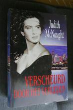 Judith McNaught – Verscheurd door het verleden, Ophalen of Verzenden, Judith McNaught, Nederland