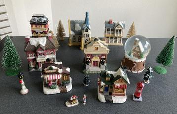 kerstdorp met 8 mooie grote stenen kersthuisjes enz zgan beschikbaar voor biedingen