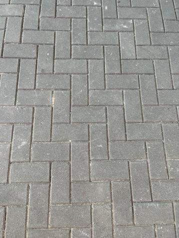 Beton klinkers - 7m2 - ophalen beschikbaar voor biedingen