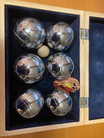 Jeu de Boules Set in Koffer beschikbaar voor biedingen
