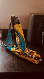 Lego zeilboot / catamaran 42074 technic, Kinderen en Baby's, Speelgoed | Racebanen, Verzenden, Zo goed als nieuw, Elektrisch, Overige merken