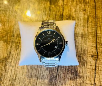 Tommy Hilfiger horloge (Used) beschikbaar voor biedingen