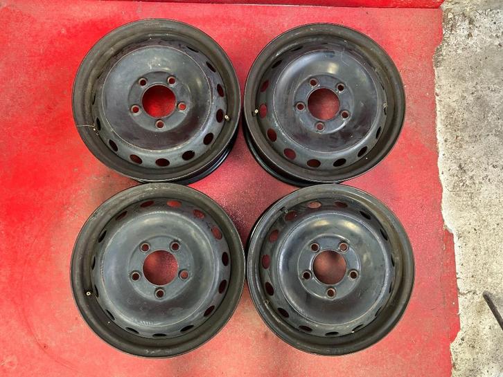 Set stalen velgen Opel Movano, Renault Master, Auto-onderdelen, Banden en Velgen, Velg(en), 16 inch, Bestelwagen, Gebruikt, Ophalen of Verzenden