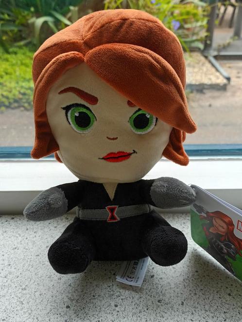 Zachte velours pop meisje stoer Marvel meet ca 21 cm, Kinderen en Baby's, Speelgoed | Knuffels en Pluche, Nieuw, Overige typen