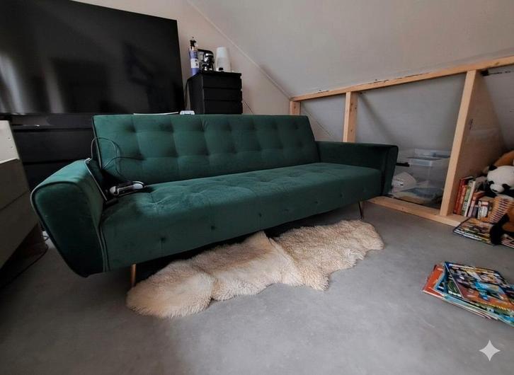 Nu ophalen 125,- Slaapbank Velvet bank Groene eetkamerbank, Huis en Inrichting, Slaapkamer | Slaapbanken, Zo goed als nieuw, Tweepersoons