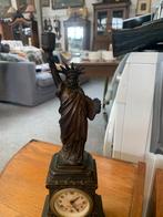 Klok mooie Statue of Liberty Clock, Antiek en Kunst, Ophalen of Verzenden