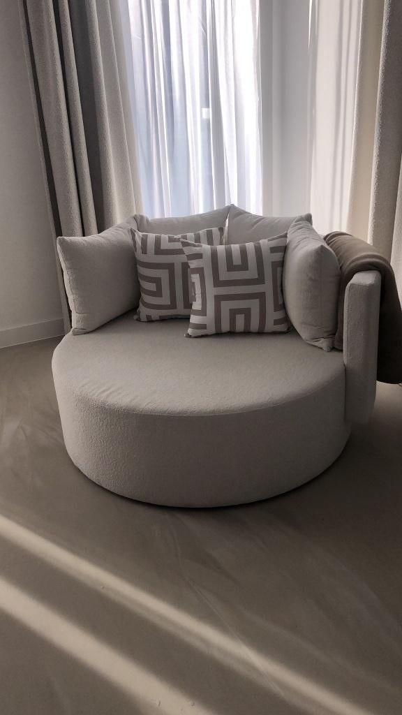 Loveseat Fauteuil Rond White bouclé, Huis en Inrichting, Fauteuils, Ophalen of Verzenden, Zo goed als nieuw, 125 tot 150 cm, 100 tot 125 cm