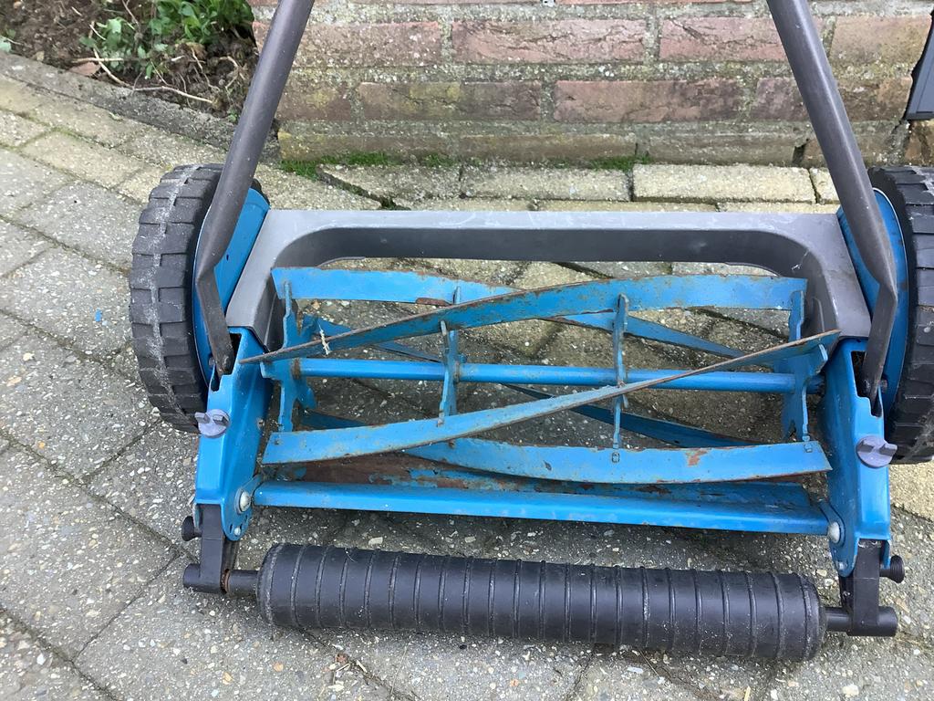 Husqvarna handgrasmaaier, Tuin en Terras, Gebruikt, Handgrasmaaier, Ophalen of Verzenden, 40 t/m 49 cm