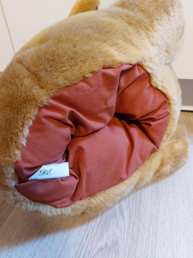 Douwe egberts theemuts beer knuffel 35 cm, Verzamelen, Ophalen of Verzenden, Stoffen beer, Overige merken