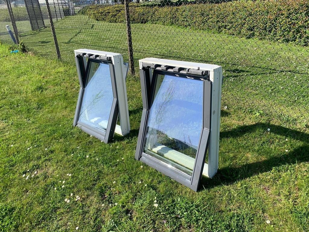 2 x ZGAN MK04 VELUX DAKRAAM 78x98 COMPLEET 250,00 p/st, Ophalen, Zo goed als nieuw, Minder dan 80 cm, Dakraam