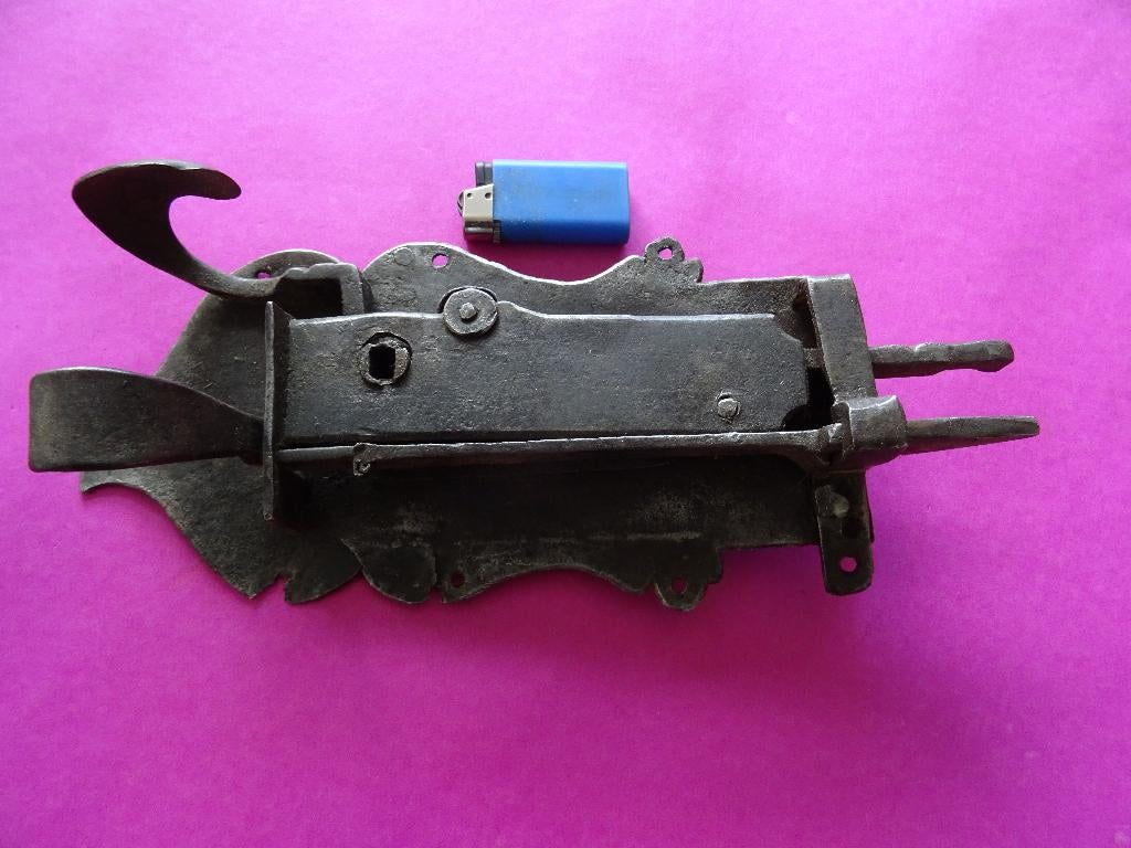 antiek gesmeed grendel deurslot slot sloten deur schuifslot, Antiek en Kunst, Curiosa en Brocante, Ophalen of Verzenden