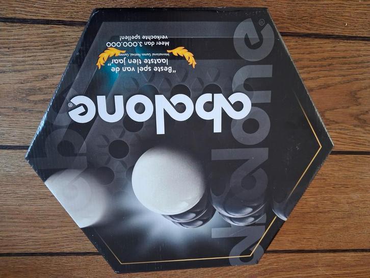 Abalone bordspel - Strategisch en uitdagend, Hobby en Vrije tijd, Gezelschapsspellen | Bordspellen, Gebruikt, Een of twee spelers