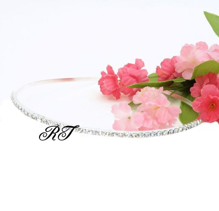 Zilveren gekleurde strass bruid diadeem., Sieraden, Tassen en Uiterlijk, Overige Accessoires, Nieuw, Ophalen of Verzenden