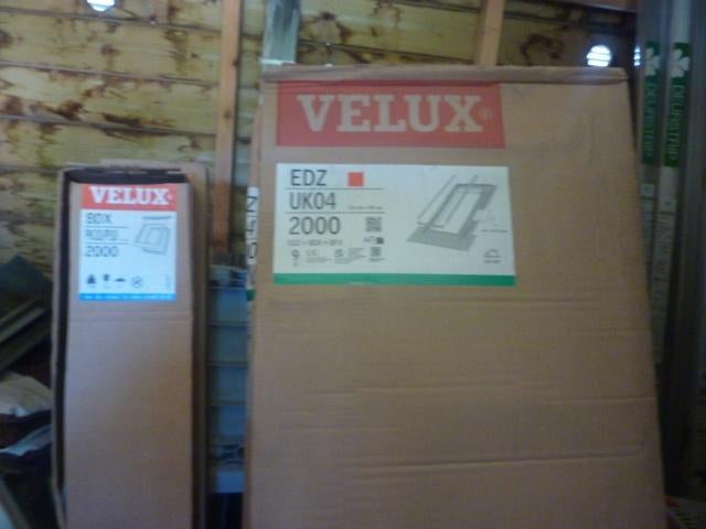 Nieuwe Velux EDZ UK04 gootstuk / plat pannendak-zijsluiting, Huis en Inrichting, Ophalen, Nieuw, 100 tot 150 cm, Minder dan 100 cm