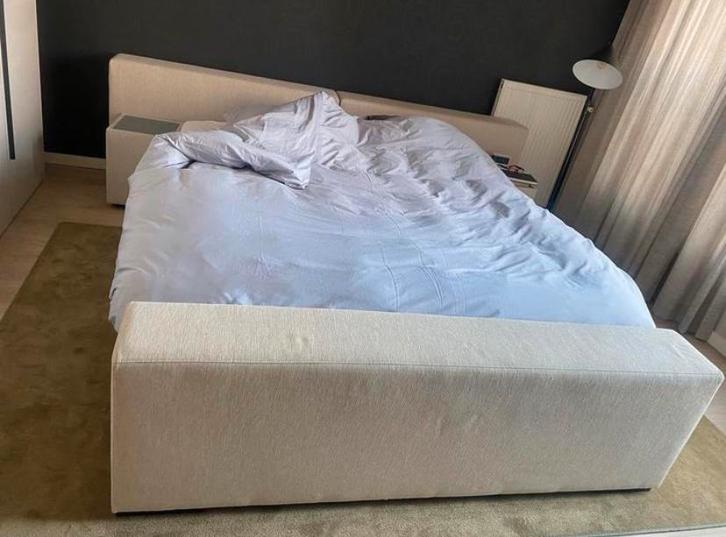 Luxe design crème boxspring ligmaat= 180x 210 Pullman hotel, Huis en Inrichting, Slaapkamer | Boxsprings, Zo goed als nieuw, 180 cm