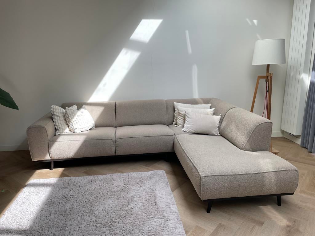 BePureHome Statement Hoekbank Boucle Beige Links, Huis en Inrichting, Banken | Complete zithoeken, Ophalen, Gebruikt